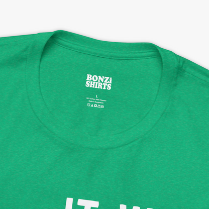 "It Was The Most Popcorn Shrimp I Ever Ate!" - Mother Teresa T-Shirt [Modern Fit] in Green Heather - Front Collar Closeup